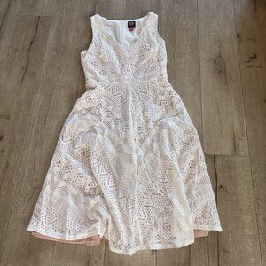 Vince Camuto Pale Blush Pink Tan Lace Sleeveless  Dress Size 14 Cocktail